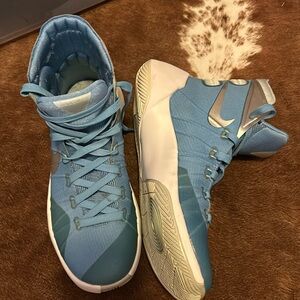 Nike Hyperdunk 2015 University Blue Silver White Size 7.5 Sneakers